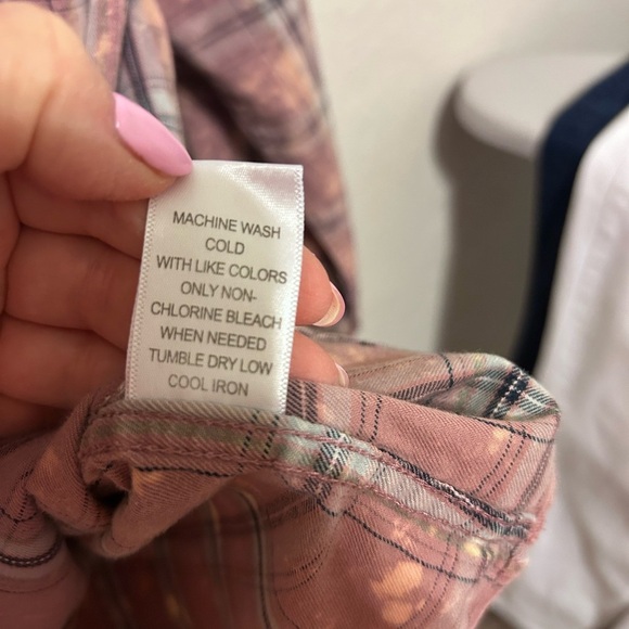 PACSUN  button down distressed shirt. Pinks, grey & black colors. Sz. Medium. - Picture 8 of 8